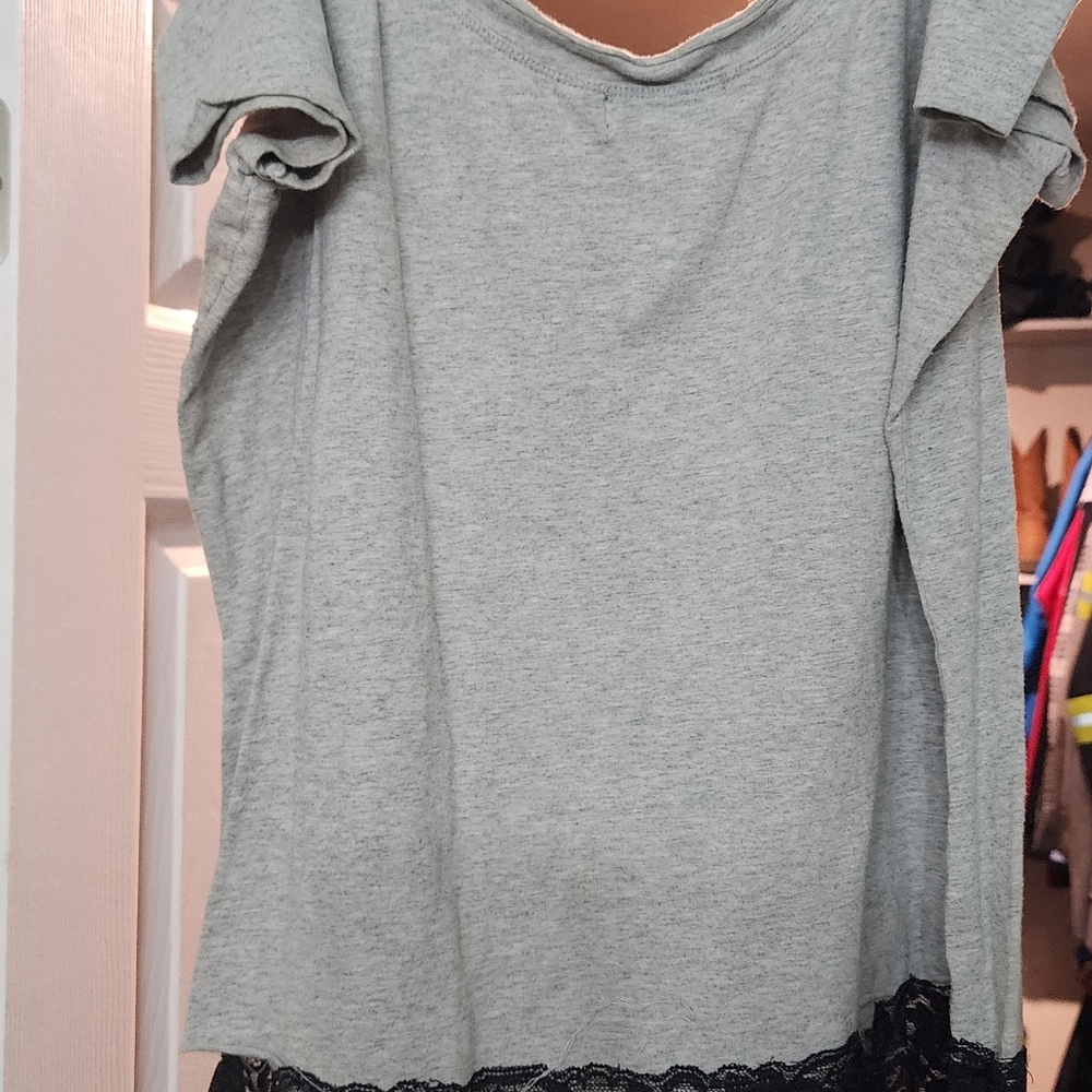 Open shoulder top - Picture 4 of 4